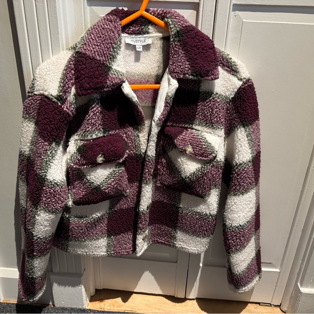 mySTYLE Plaid crop shacket . Very soft and warm